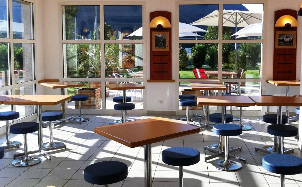 Ibis Budget Saint Jean De Maurienne Sainte-Marie-de-Cuines Exterior foto