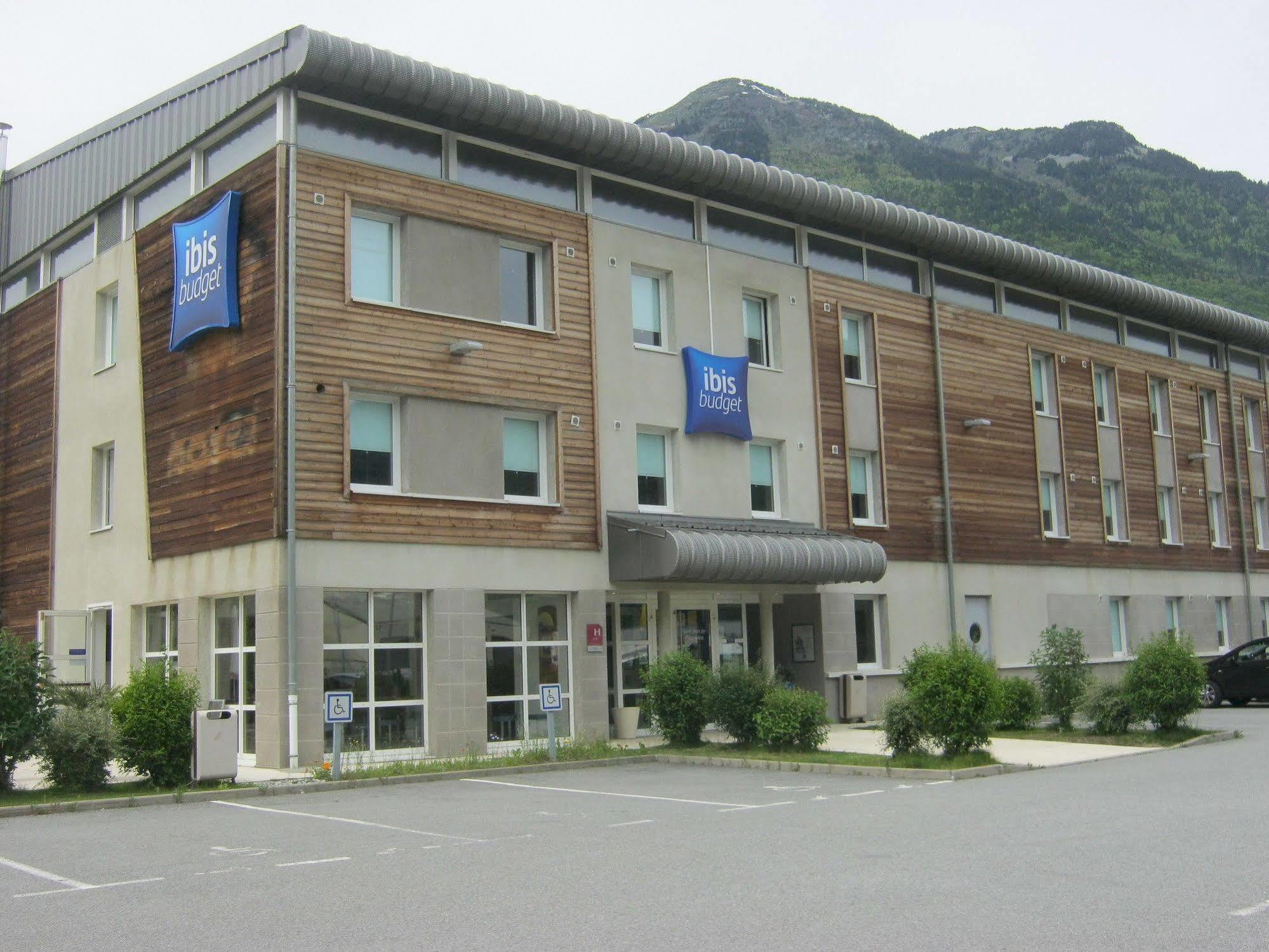 Ibis Budget Saint Jean De Maurienne Sainte-Marie-de-Cuines Exterior foto